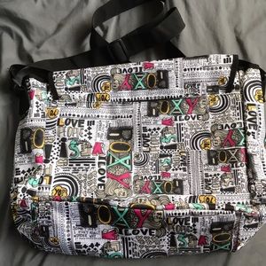 Roxy Bags - Roxy Graffiti Alley Crossbody Bag Roxy Bags - Roxy Graffiti Alley Crossbody Bag